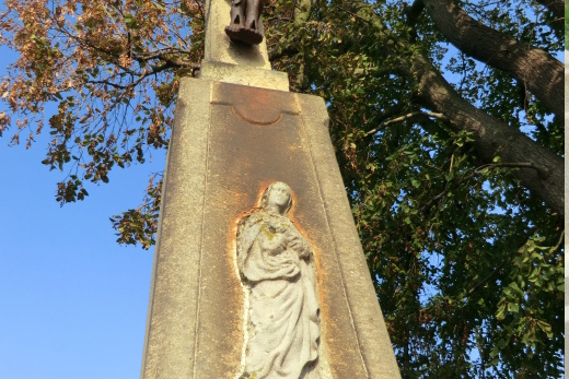 Kamenný kříž v Kvítkovicích, 2016 4