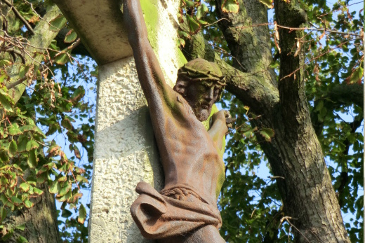 Kamenný kříž v Kvítkovicích, 2016 6