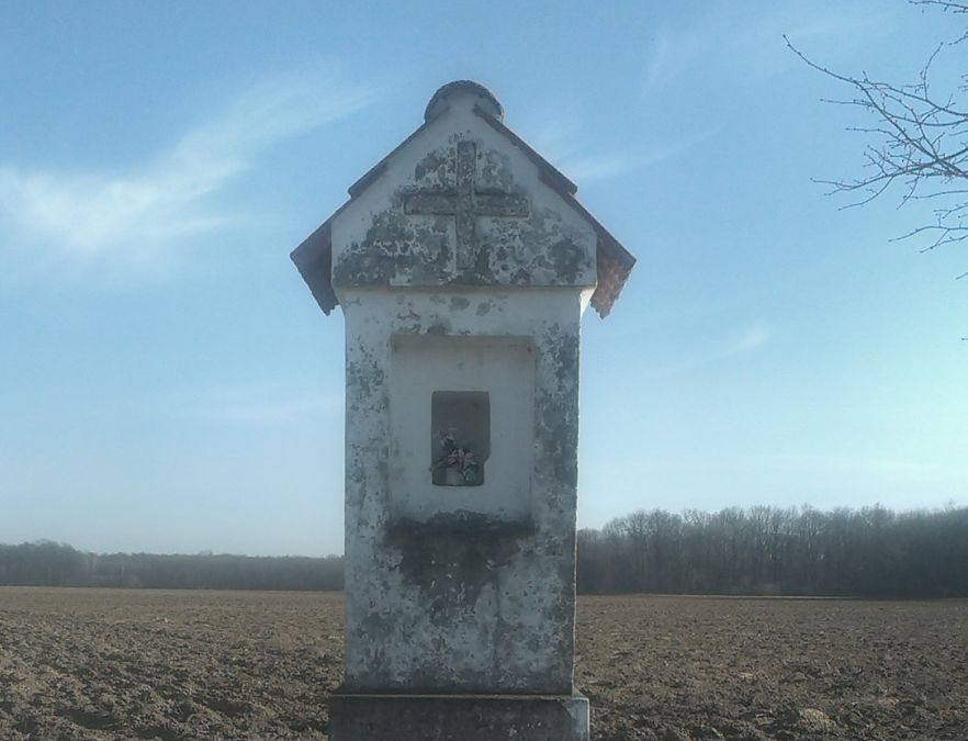 TŘI DVORY – BOŽÍ MUKA před